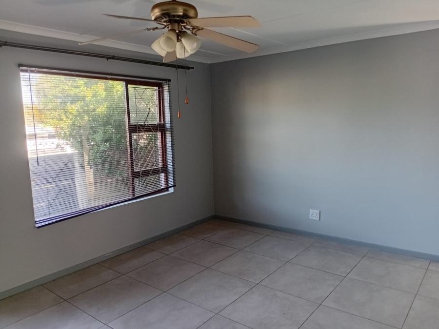 3 Bedroom Property for Sale in Nahoon Valley Park Eastern Cape